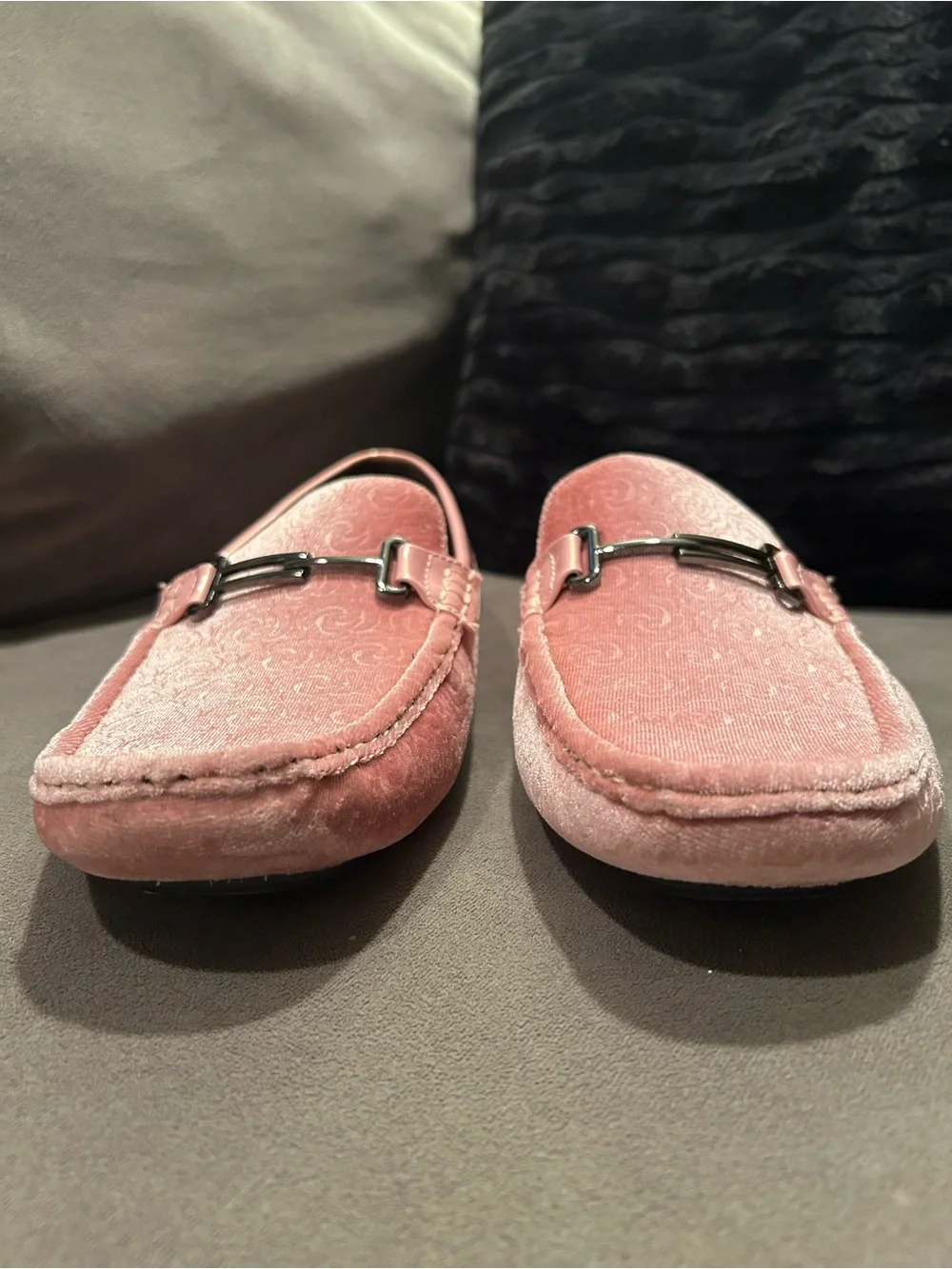 Amali Roberto pink velvet loafers men’s size 11 NWOT